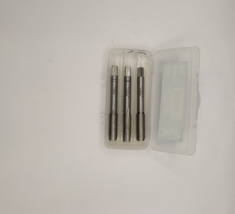 قلاویز دستی سایز M10×1/5 برند MAX